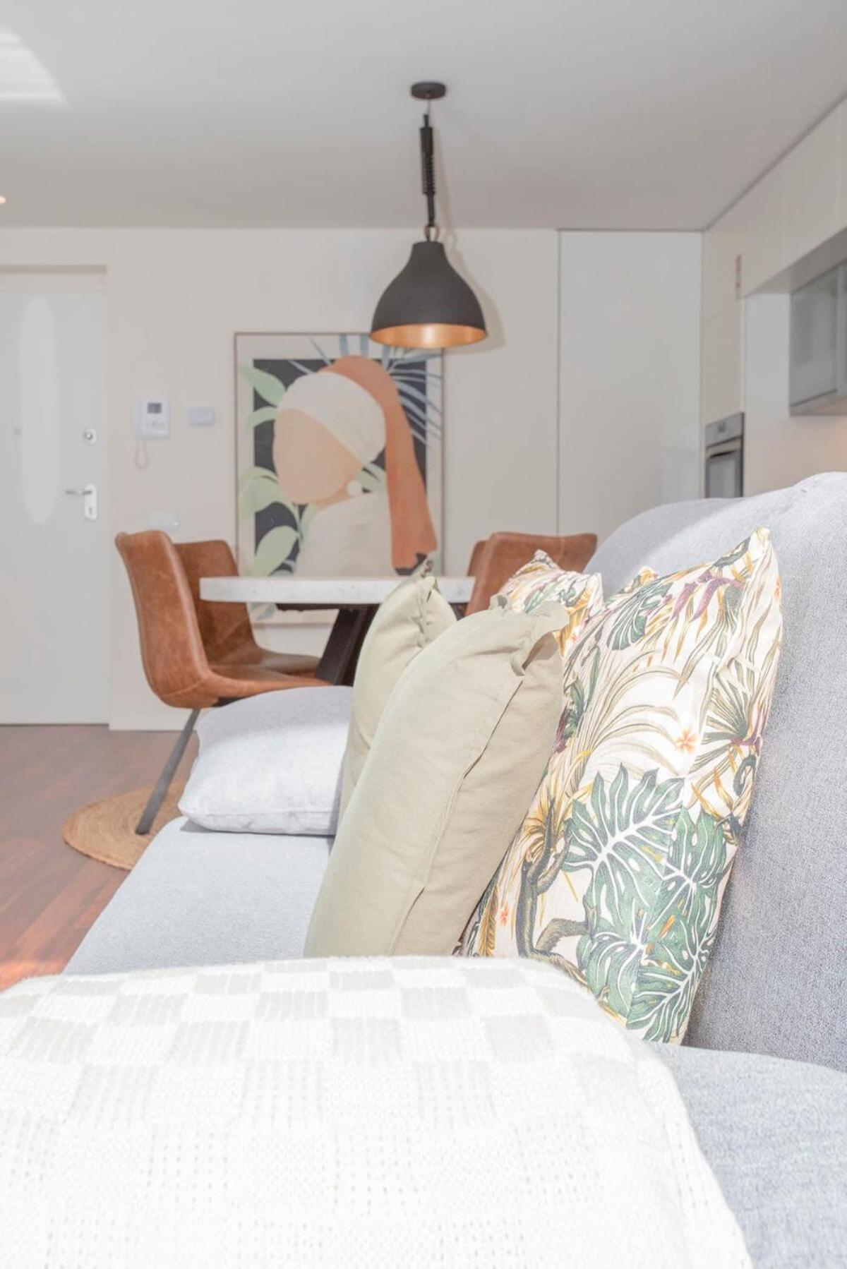 Liiiving In - Luxury Gallery Apartment